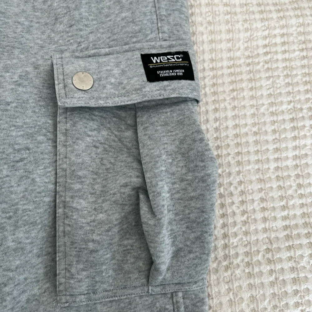 NWT unisex grey joggers - Picture 3 of 8